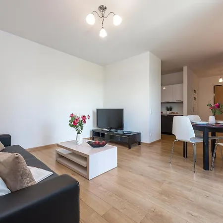 P&O Apartments Wola Tarasy Warszawa Zewnętrze zdjęcie